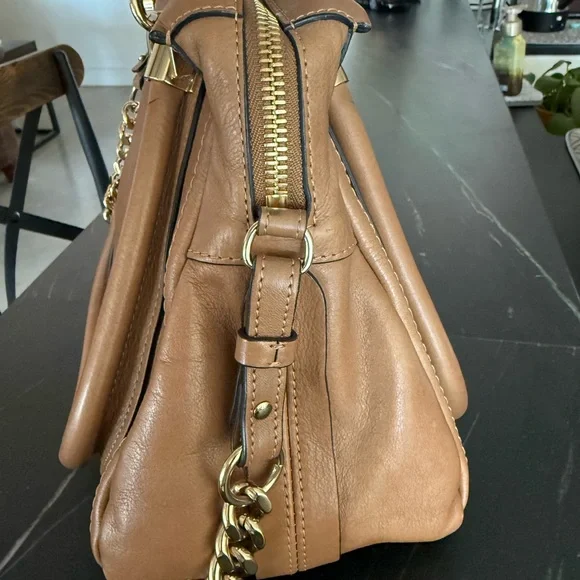 Chloe Paraty Medium Leather Shoulder Bag - Picture 3 of 14